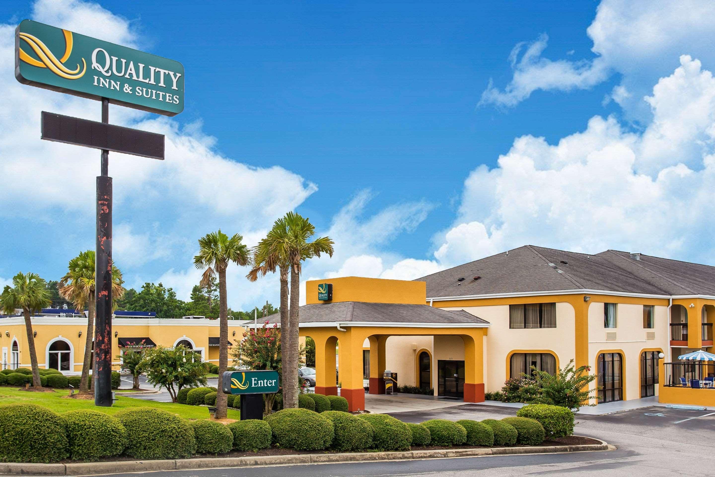 Quality Inn & Suites Orangeburg Eksteriør billede